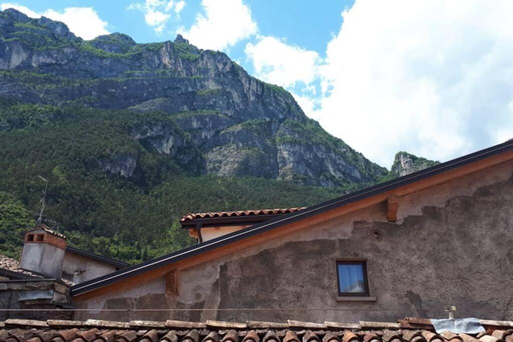 Schönes Altstadt-Apartment "Dolce Vita" Riva del Garda Exterior foto